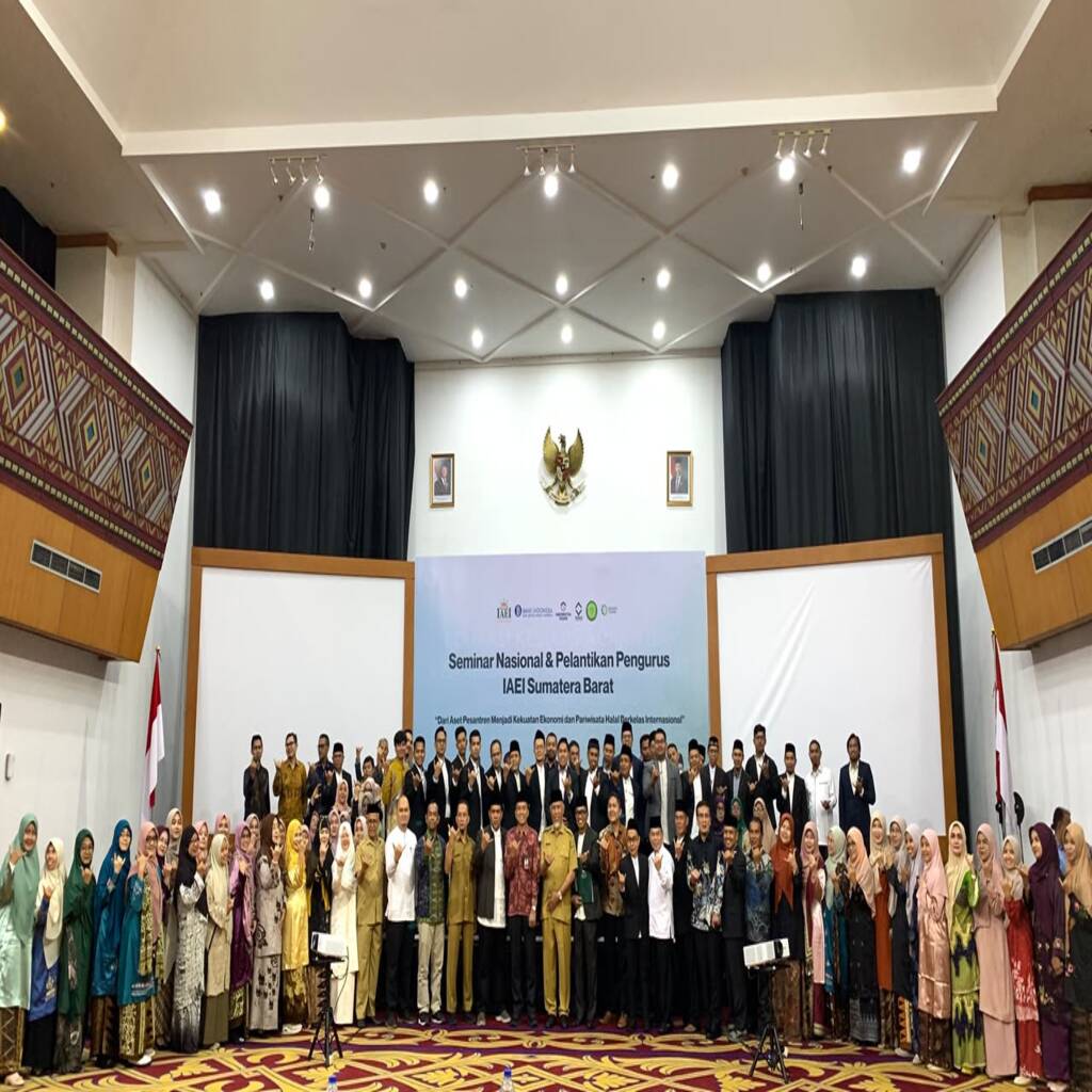 Ketua STIT Ahlussunnah Bukittinggi Hadiri Pelantikan Pengurus IAEI Sumbar Periode 2026–2031